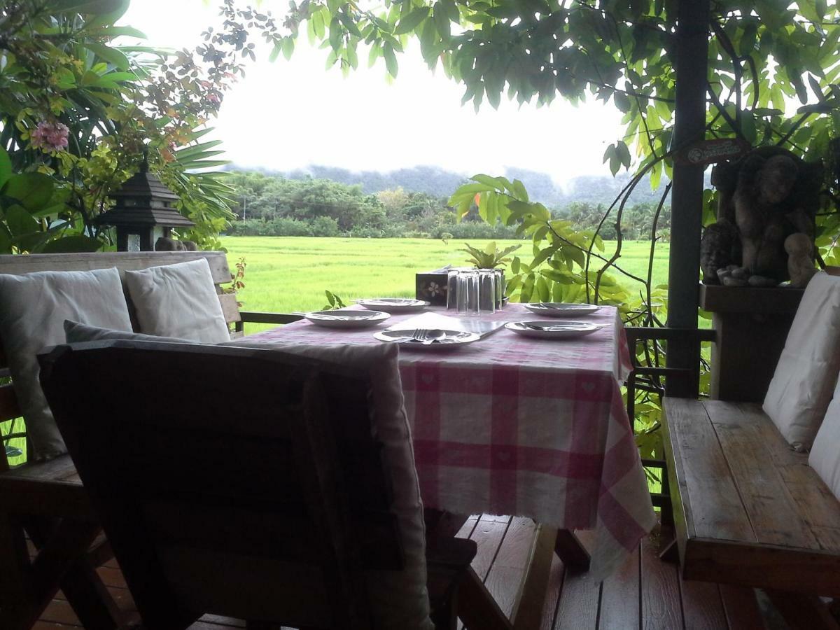 Bed and Breakfast Jamjuree Garden Ban Thung Ma Nieo Exterior foto